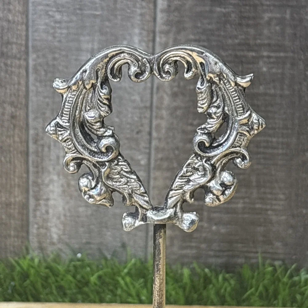 Antique Ornate Silver Plate Table Number Stand Heart Place Card Menu Holder